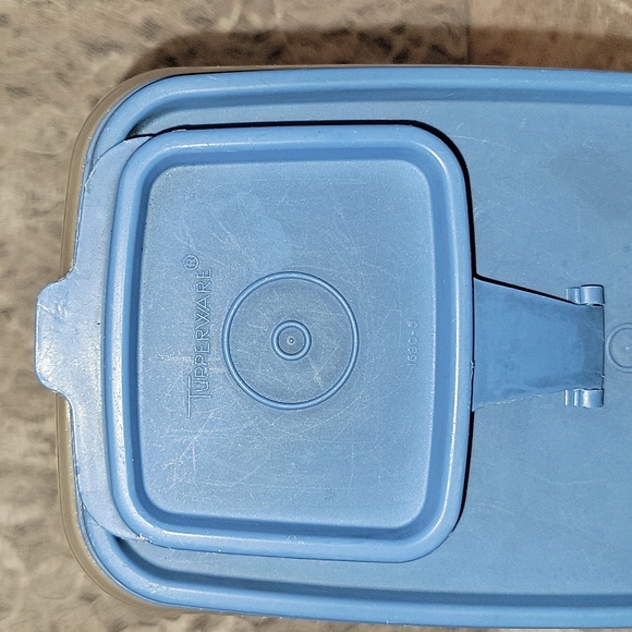 Tupperware: Container - Picture 5 of 7